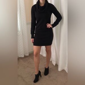 FRENCH CONNECTION Black sweater dress